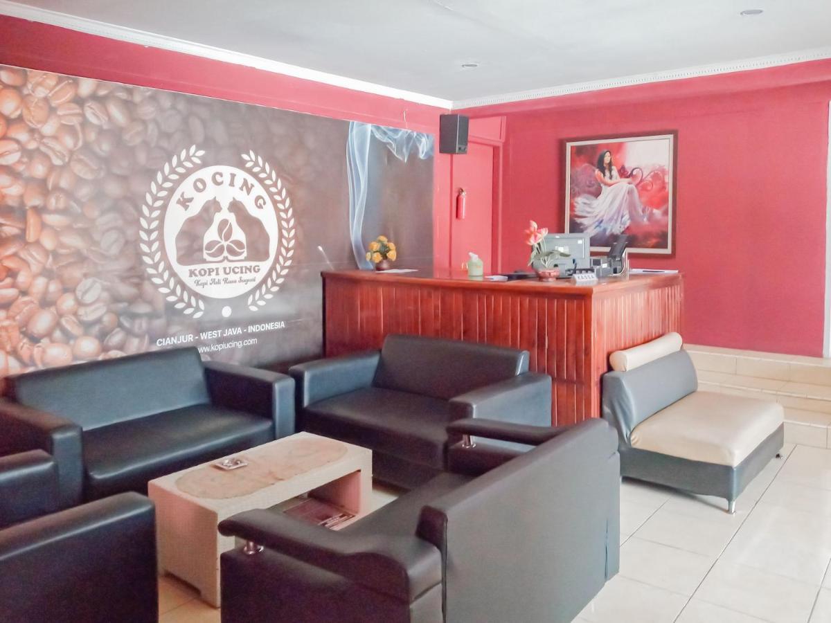 Urbanview Hotel Rio Life House Cianjur By Reddoorz Extérieur photo